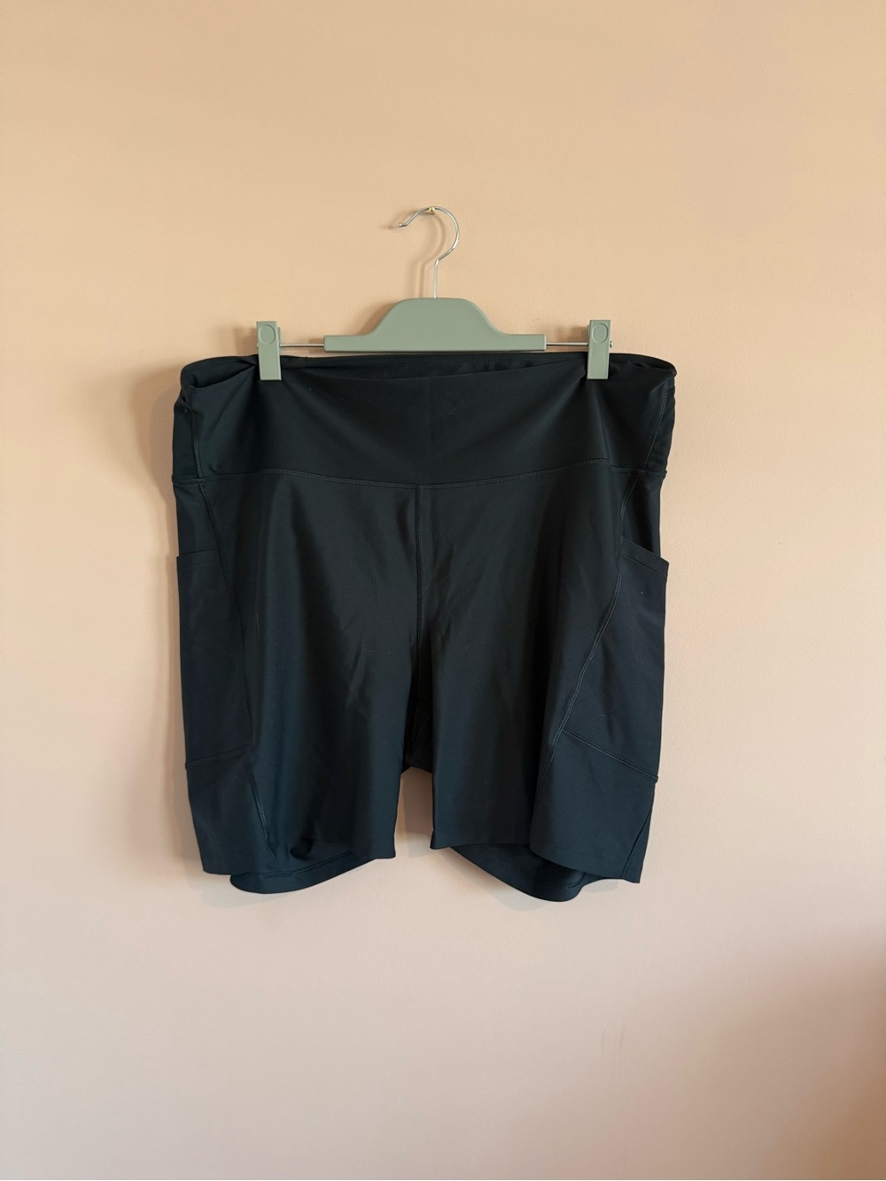 Old Navy Powersoft Bike Shorts